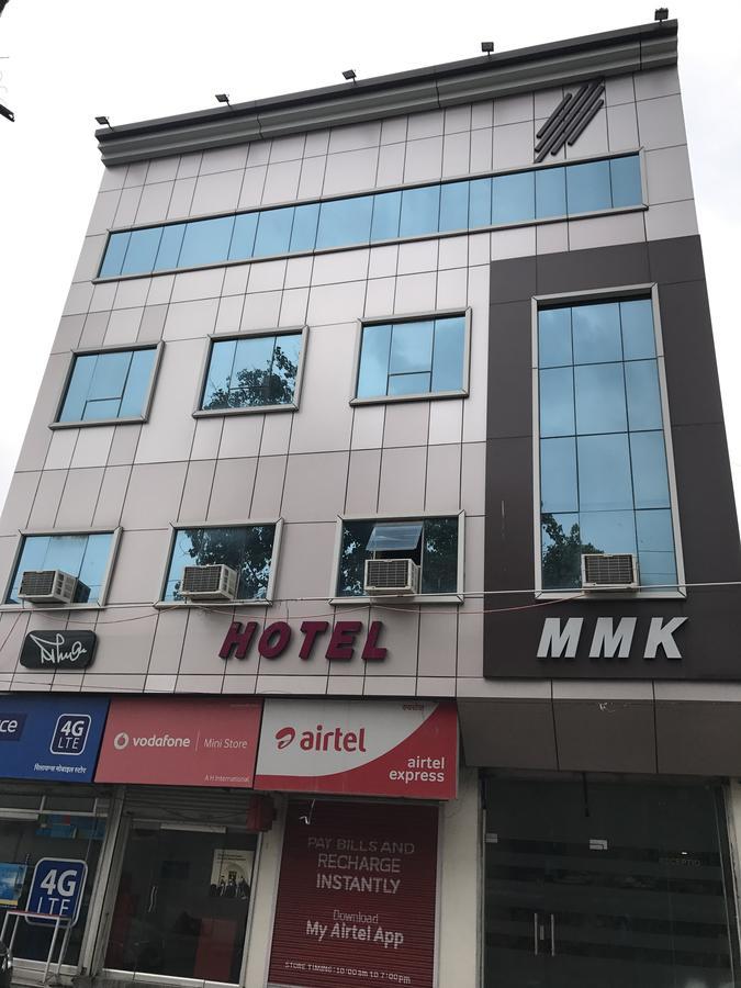 ホテル Mmk カーンプル エクステリア 写真